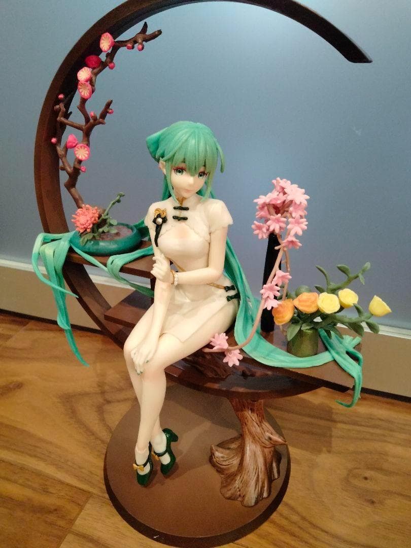 初音ミク フィギュア 1/7スケール VOCALOID 韶華Ver miku - メルカリ