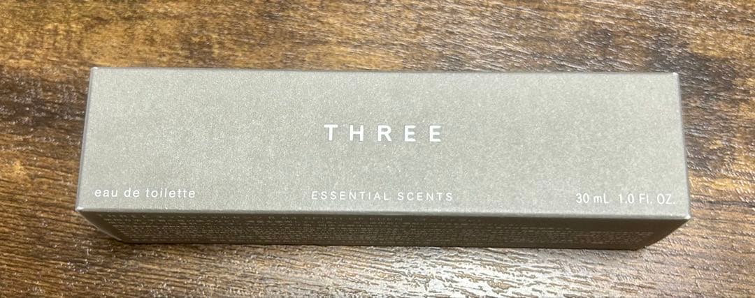 THREE エッセンシャルセンツ R04 SPIRIT OF EDEN 30ml
