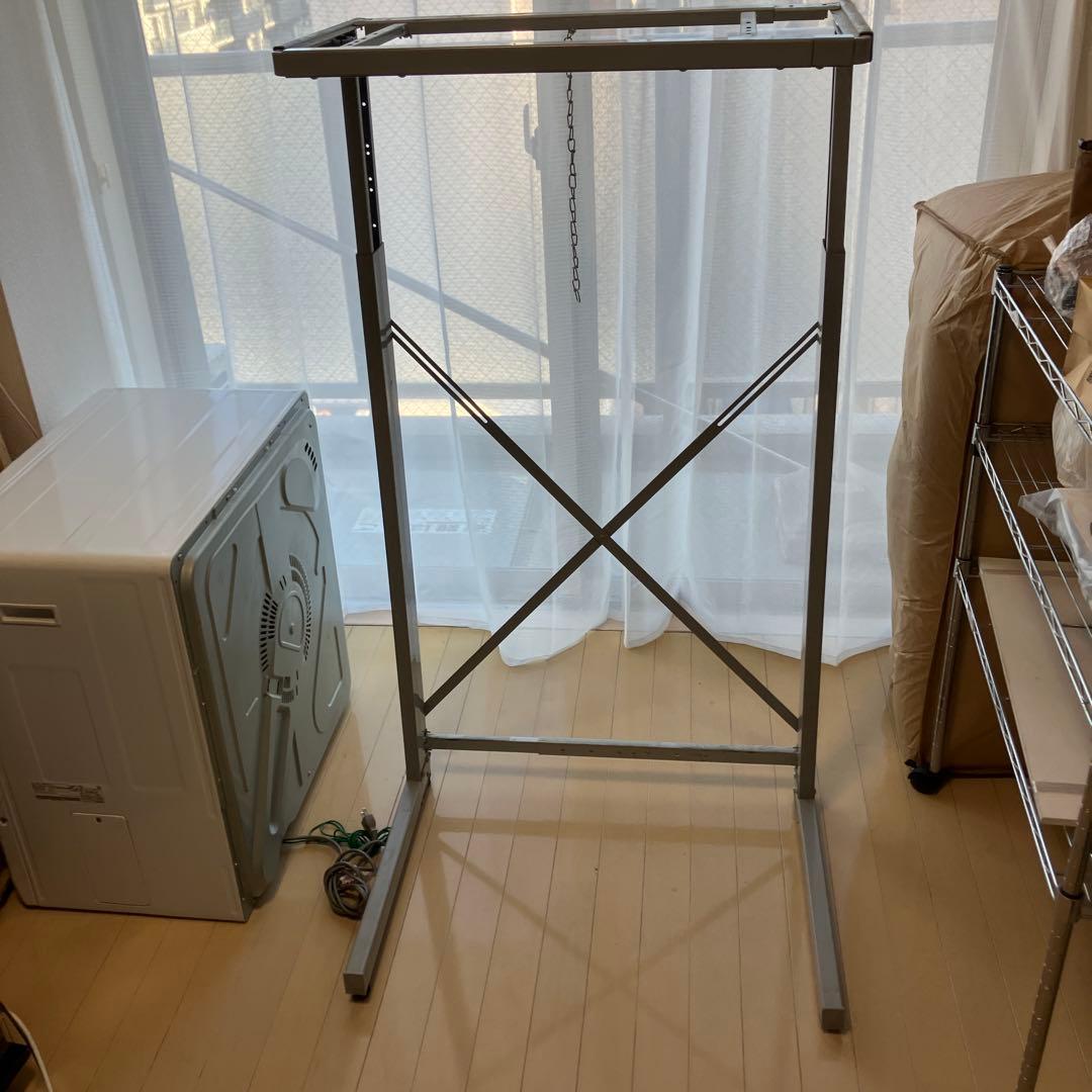 スタンド付き　HITACHI 衣類乾燥機 4.5kg