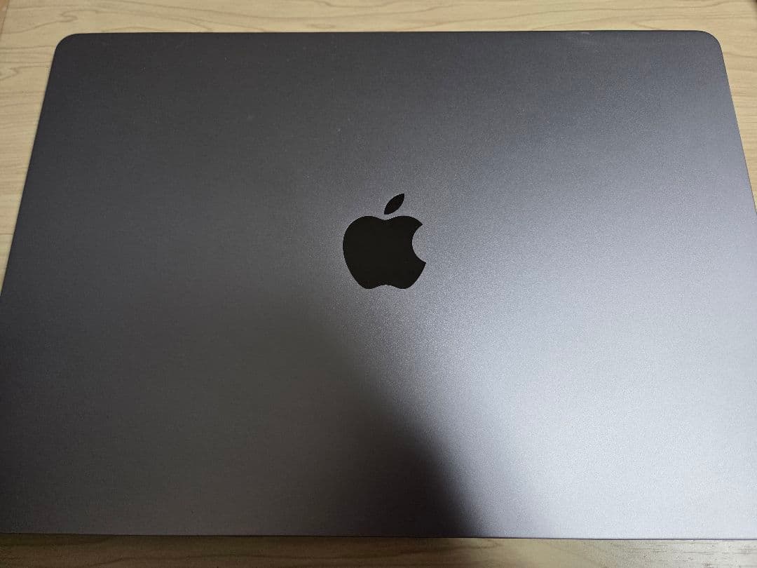 超美品 MacBook Air15.3 M2 16GB/512GB　充放電47回