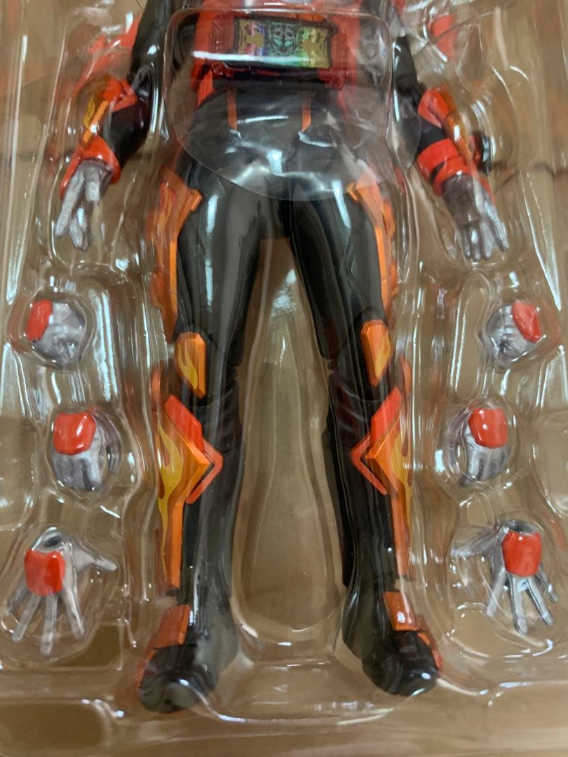 s.h.figuarts 仮面ライダーファイヤーガッチャードデイブレイク