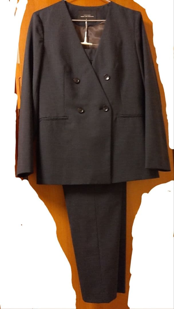 グリーンレーベル　セットアップ　襟なしネイビー