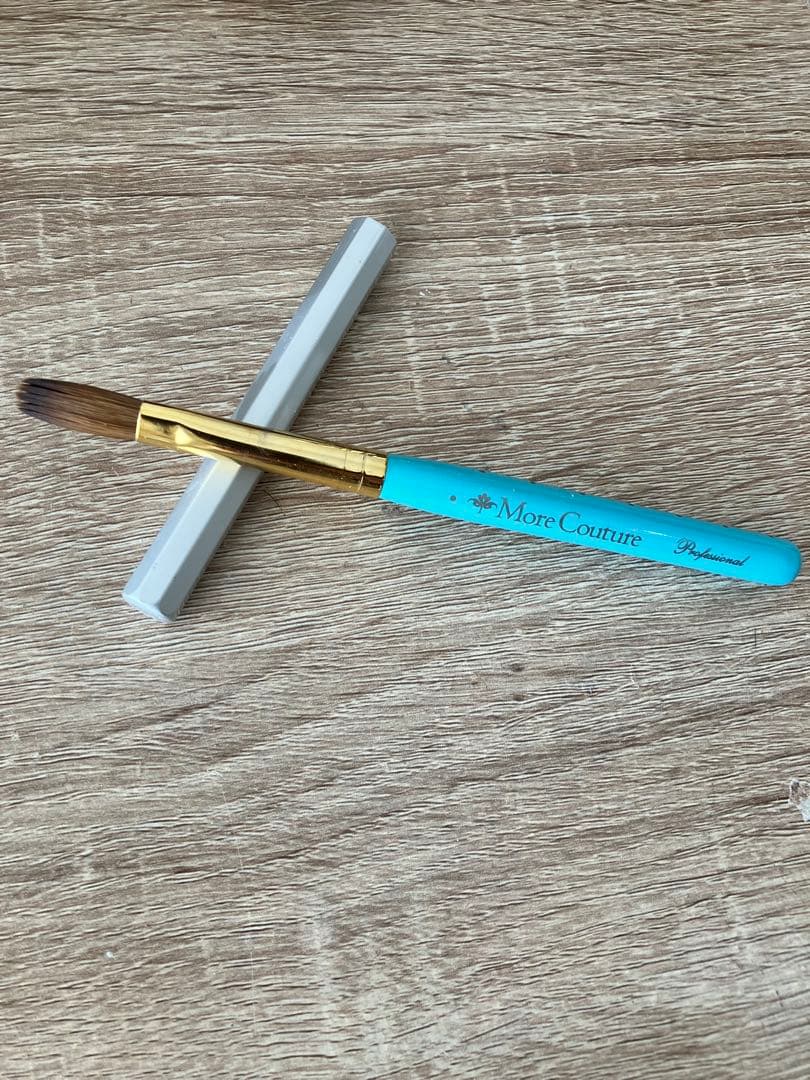 More Couture モアクチュール アクリルブラシ