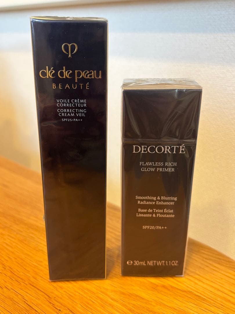 新品未開封デパコス下地（クレド、デコルテ）