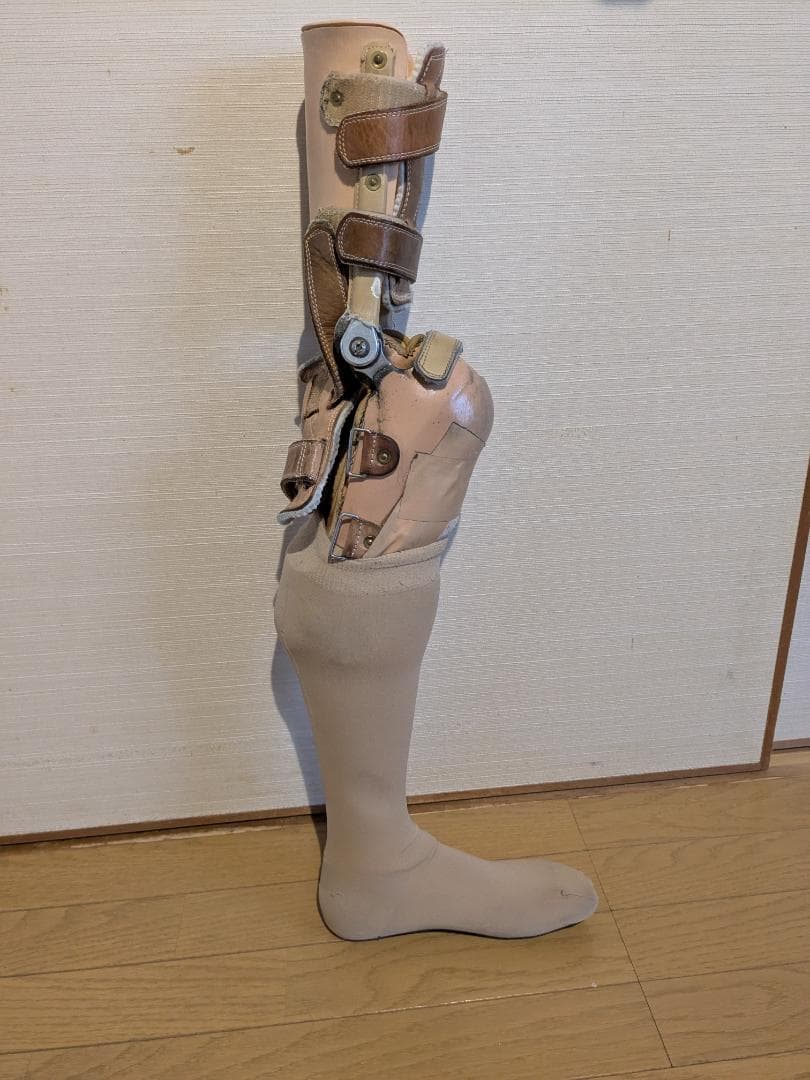 義足（使用済）成人用お値下げ