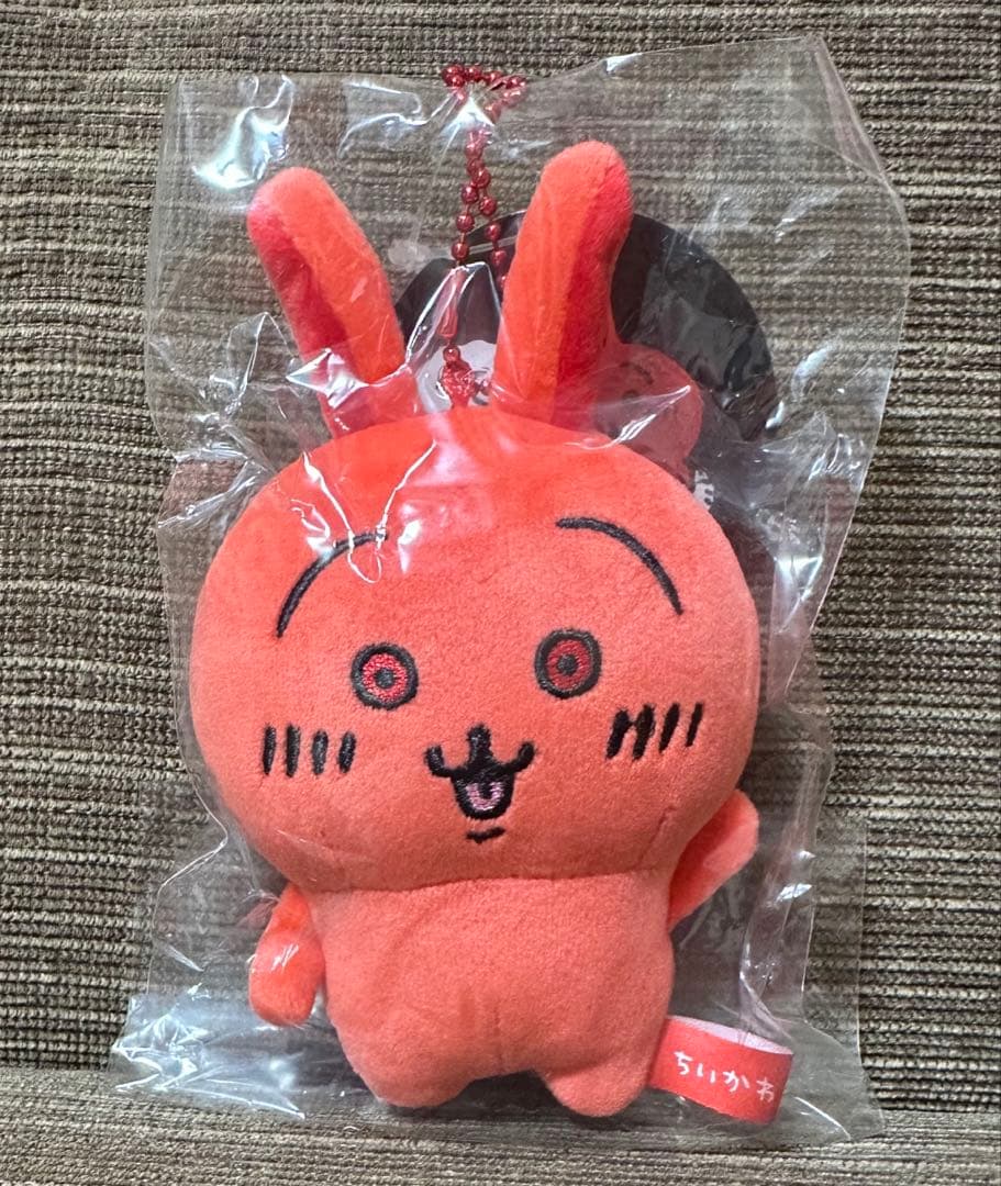 ＊　【初期】ちいかわ　あかいうさぎマスコット