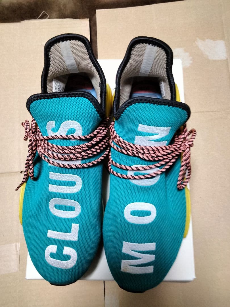 adidas NMD×Humanrace ファレルウィリアムス