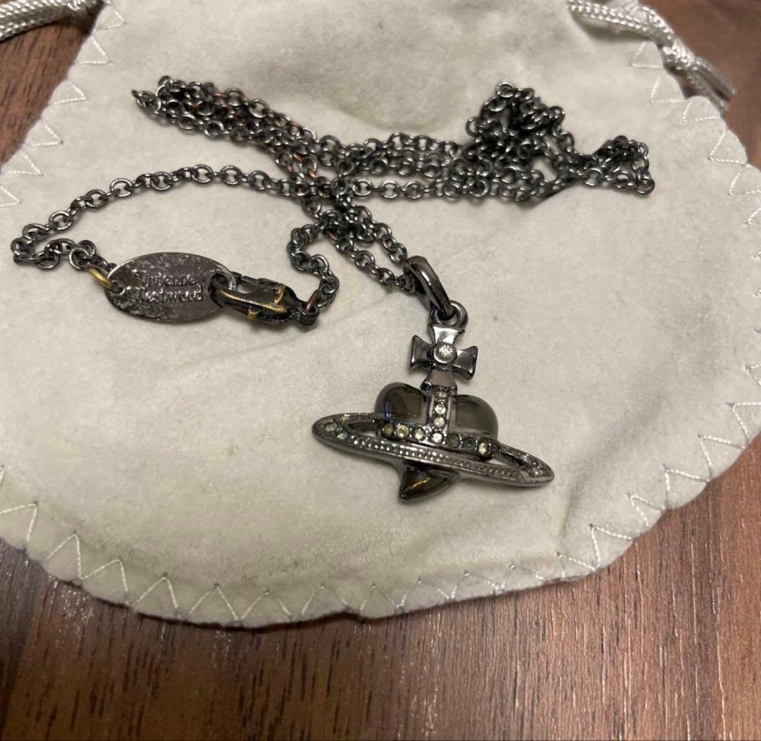 Vivienne Westwood ハート型ネックレス