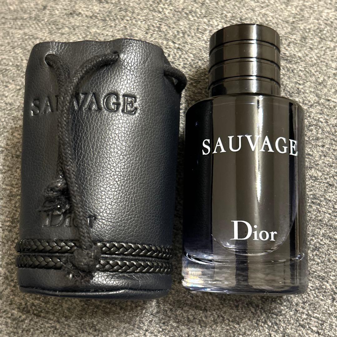 Dior SAUVAGE メンズ香水 専用ケース付き