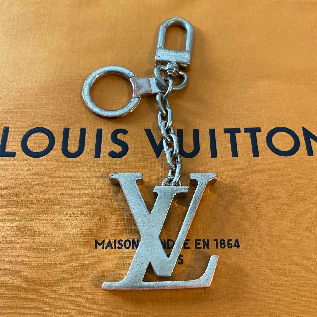 Louis Vuitton ポルトクレ イニシャル キーホルダー キーリング