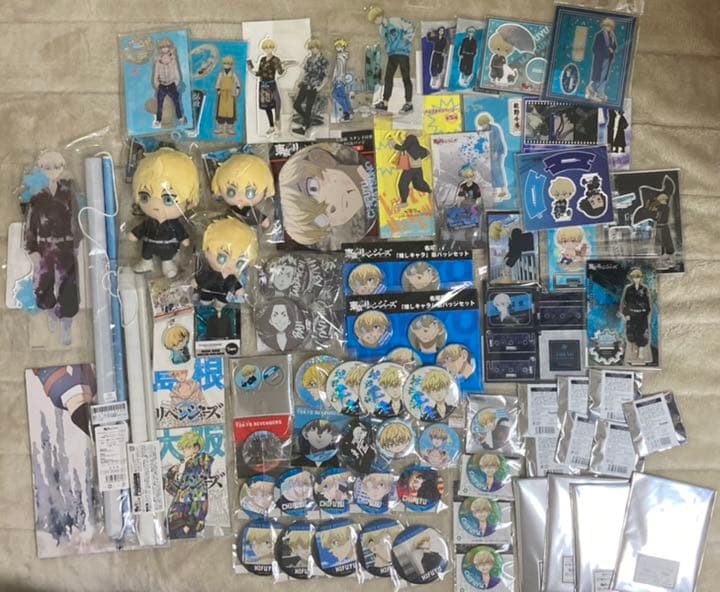 東京リベンジャーズ　東リベ　松野千冬　千冬　缶バッジ　アクリルスタンド