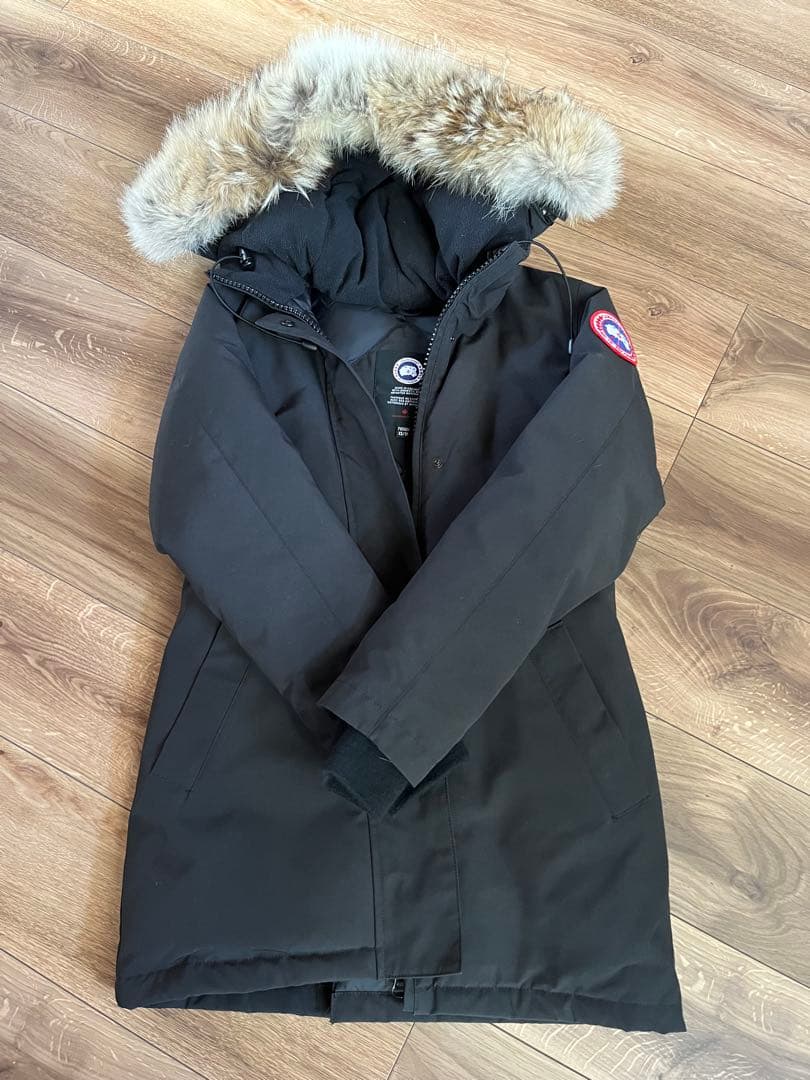 カナダグース　ダウンジャケット xs