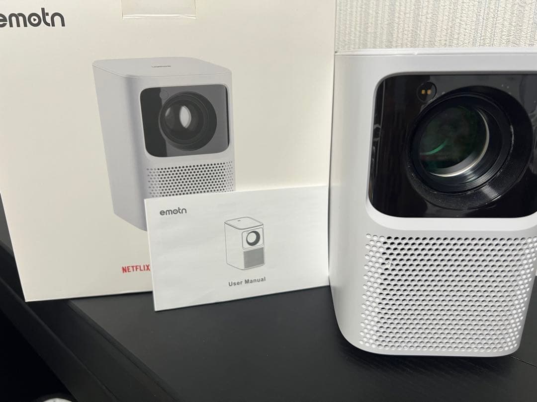 【値下げ中】emotn プロジェクター本体 Netflix対応