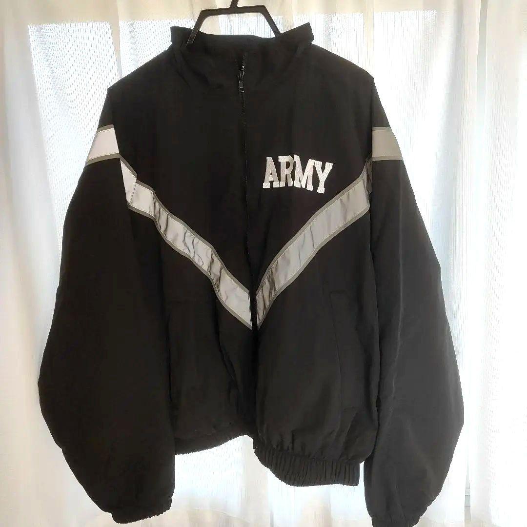 米軍　US ARMY IPFU ナイロンジャケット ARMYロゴ入り MILITARY（ミリタリー） 実物 新品 デッドストック 米軍 U.S.ARMY IPFU