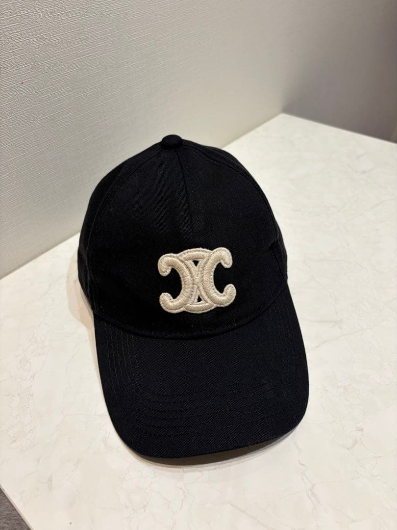 CELINE トリオンフ キャップ ブラック M あんしん鑑定対応