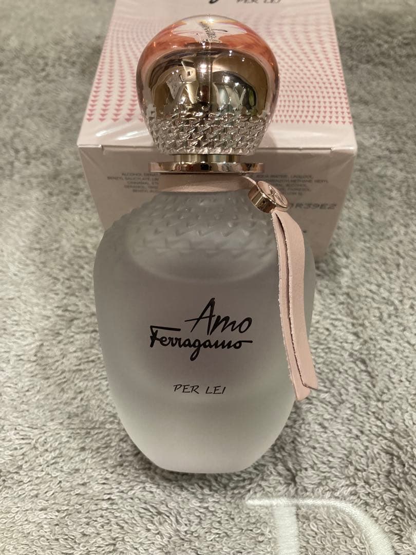 フェラガモアモフェラガモパーレイ香水オーデパルファム新品未使用　定価１４１９０円