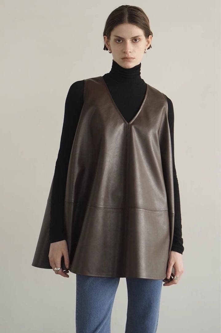 トップス CLANE W FACE VEGAN LEATHER FLARE TOPS