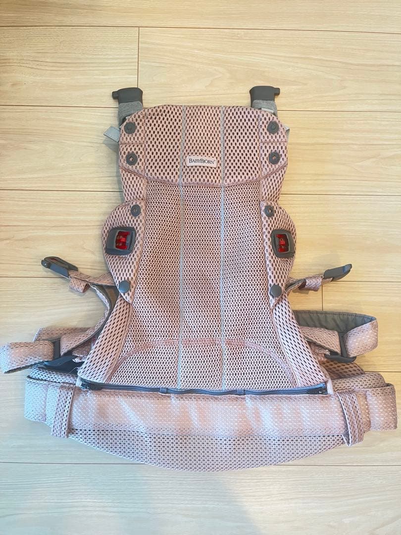 【ベビービョルン】ベビーキャリアハーモニー★ダスティピンク★専用バッグ付き★美品