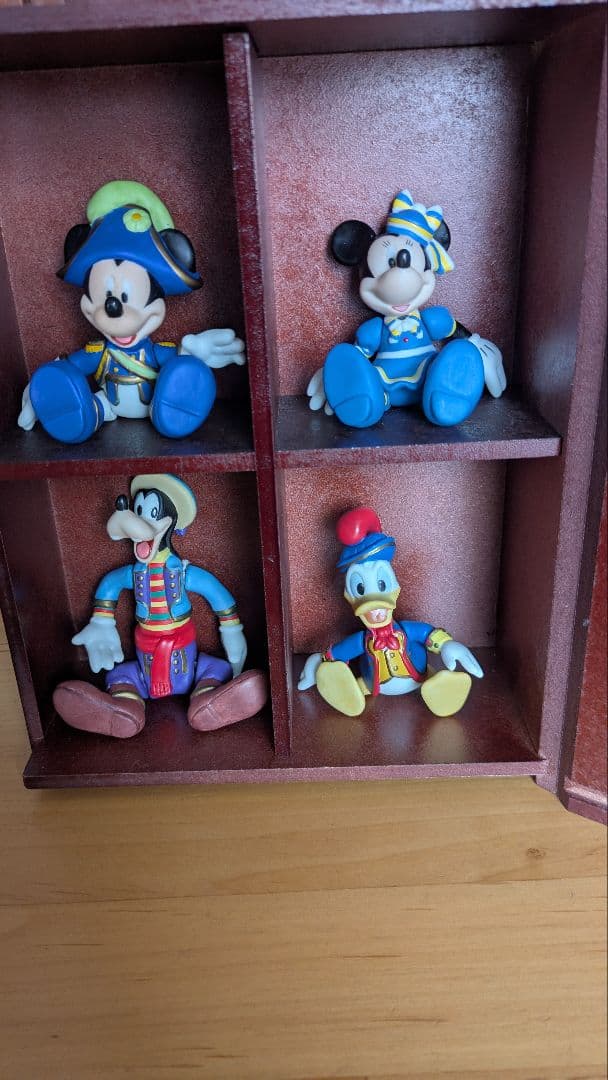 《限定品》東京ディズニーシー　グランドオープニング記念ビスクフィギュアセット