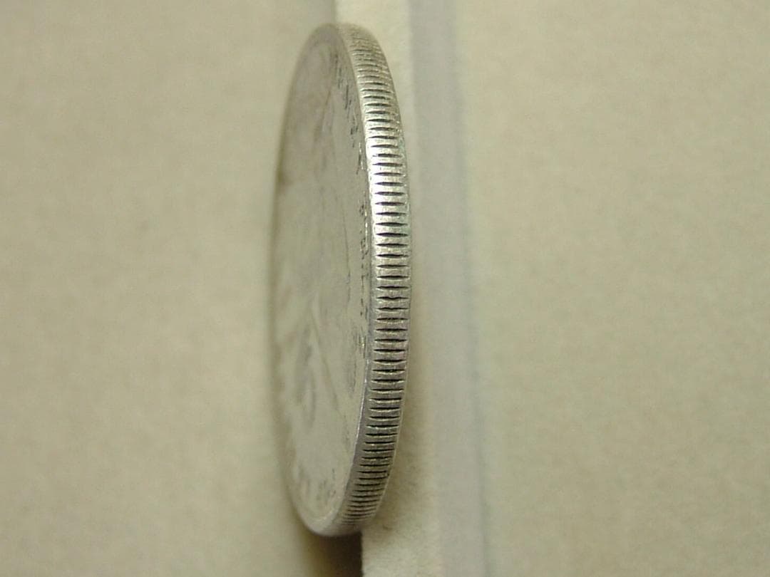 ペルー；1ソル、大型銀貨、1925年、リマ・ミント 希少 - メルカリ