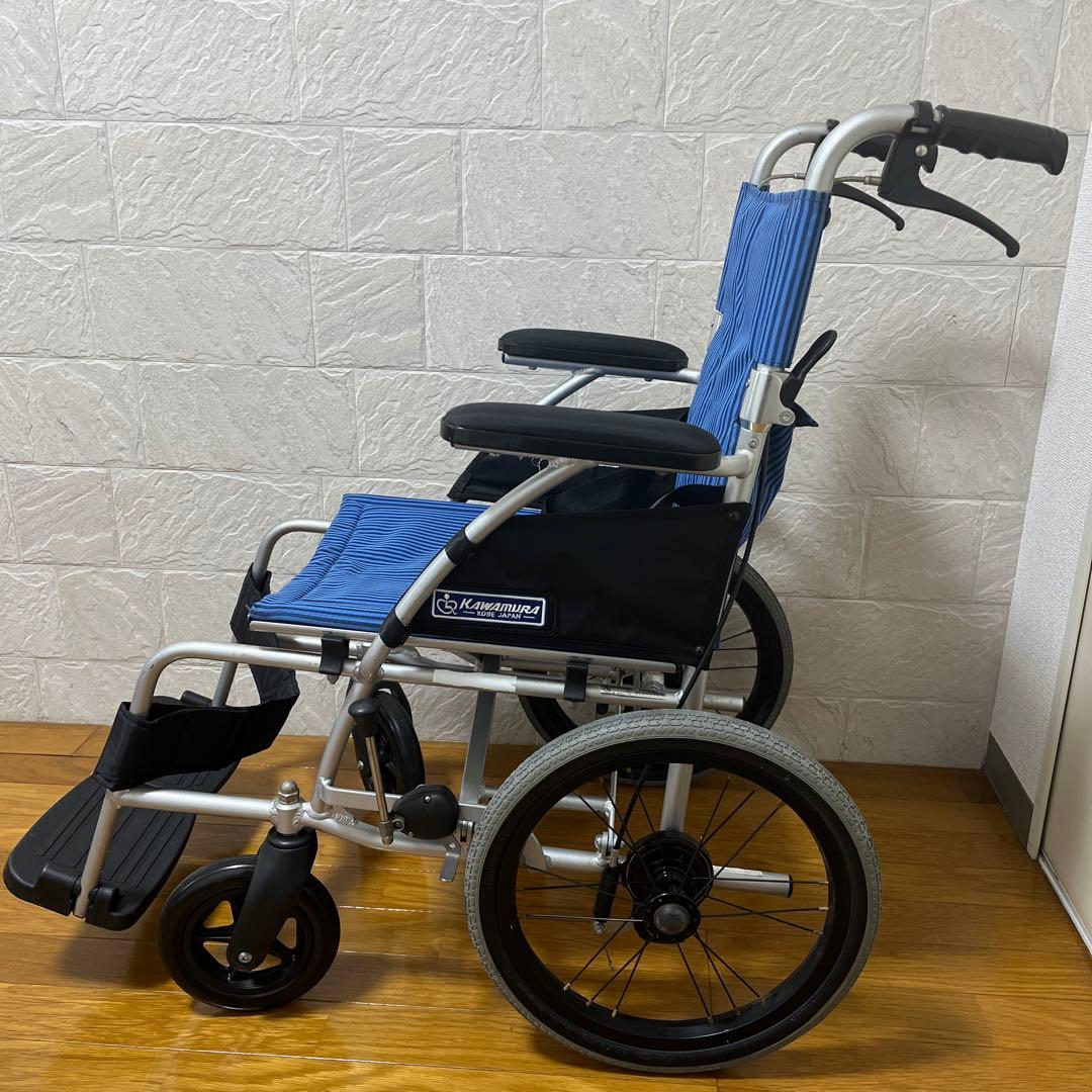 美品‼️カワムラ ノーパンクタイヤ 軽量 介助式 車椅子