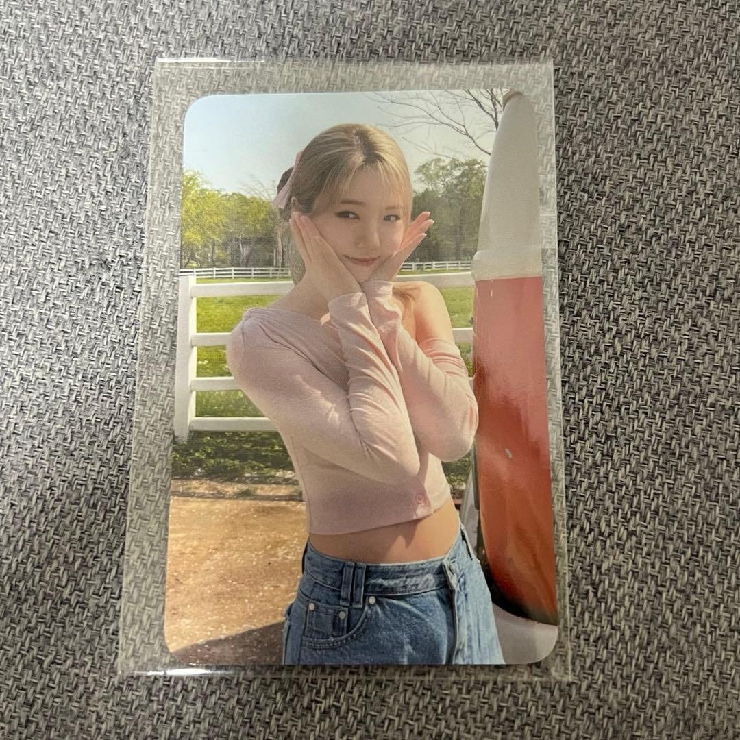 NiziU RISE UP 会場限定 フォトカ アヤカ - メルカリ