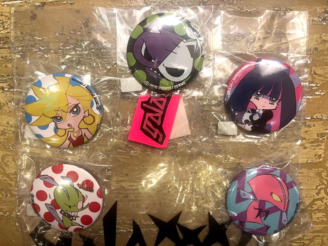 新品未開封】パンティ&ストッキングwithガーターベルト 缶バッジセット