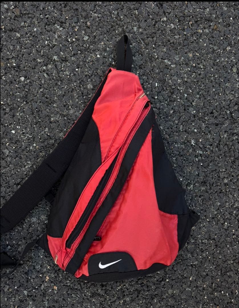 NIKE ワンショルダーバック スリングバック 00s y2k - メルカリ