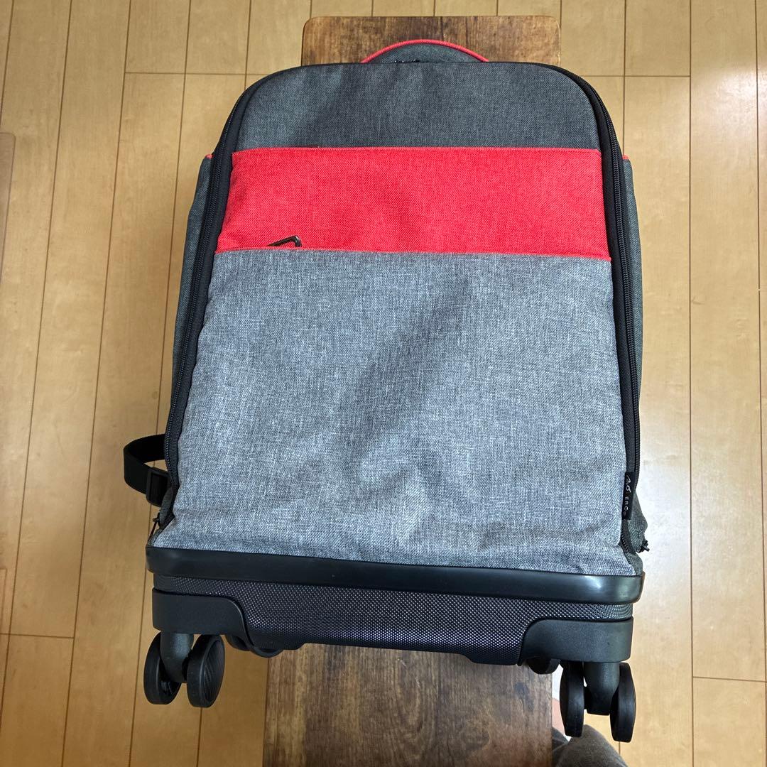 グレーと赤のリュック・バックパック Foxfire zero バックパック 赤/グレー - メルカリ