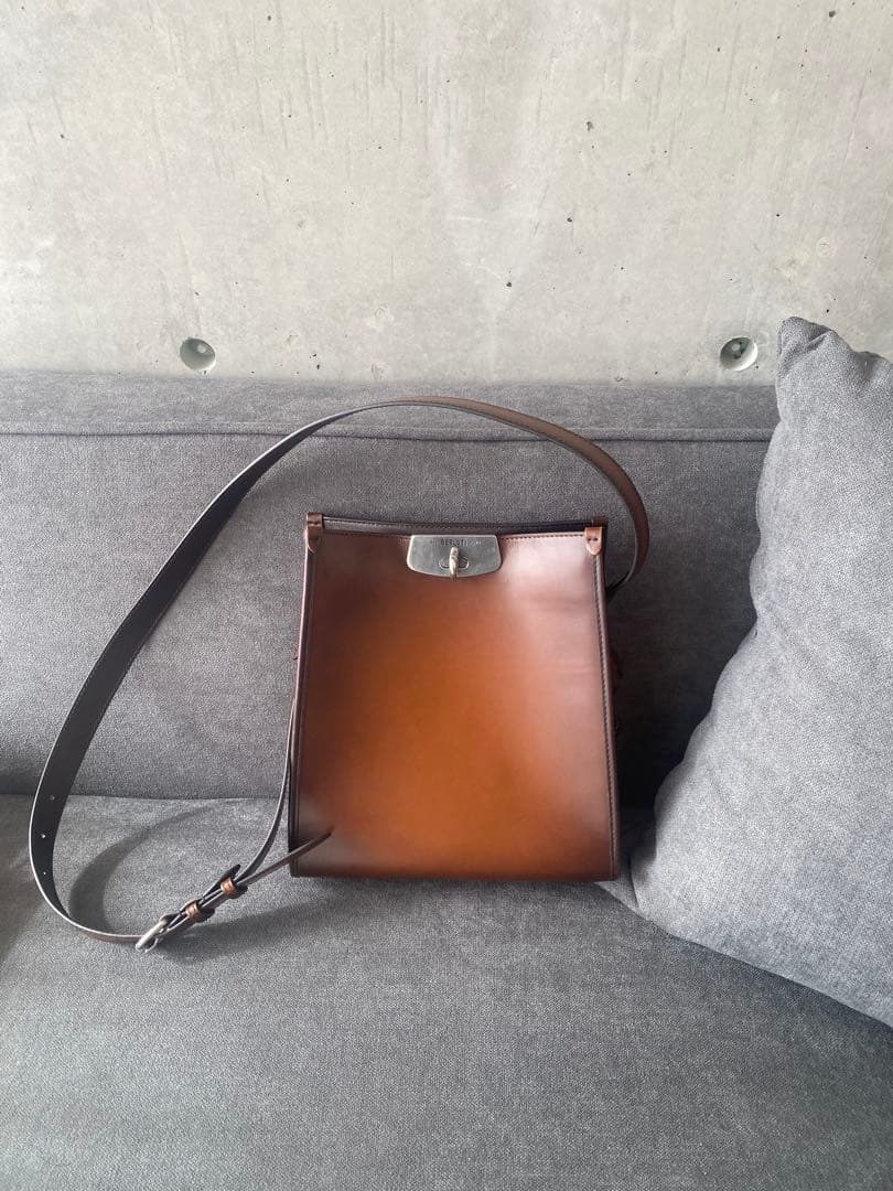 美品 ベルルッティ ショルダーバッグ エミーオ ホーボー