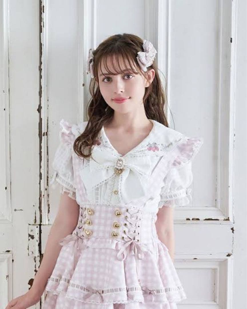 LIZLISA ストロベリー刺繍セーラーブラウス ホワイト - メルカリ