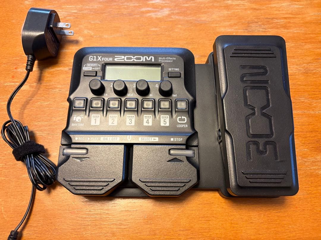 ZOOM G1X FOUR ギターエフェクター - メルカリ