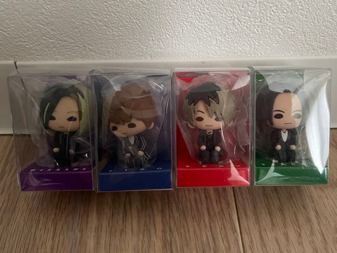 GLAY すわりんこ 未開封 Amazon.co.jp: GLAY 30th 一番くじセット すわりんこ賞 HISASHI JIRO