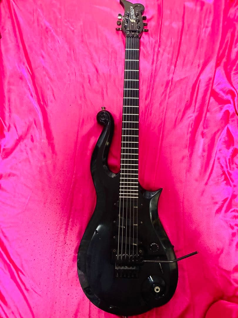 LUNA SEA SUGIZOモデル EDWARDS ES-100PR