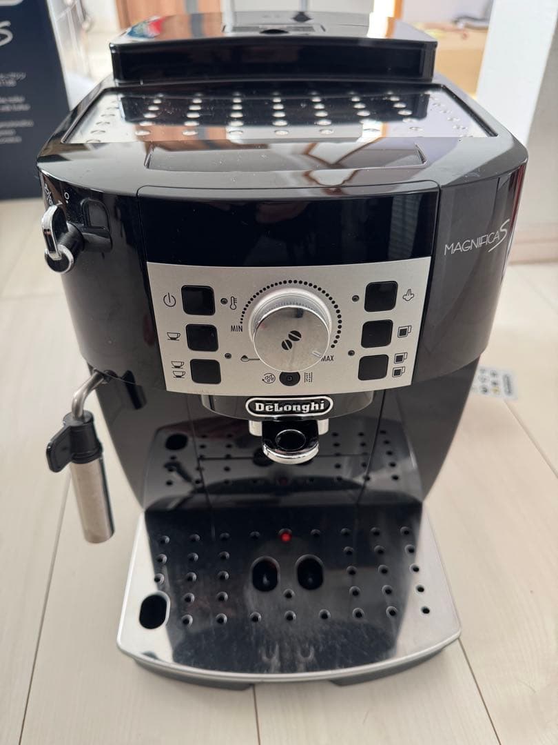 DeLonghi Magnifica S コーヒーメーカー