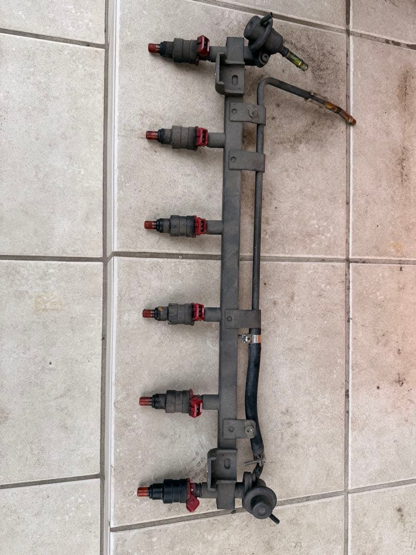 RB20 インジェクターデリバリーセット RB26に圧倒的パワーを！SARDから1350ccインジェクター＆デリバリー