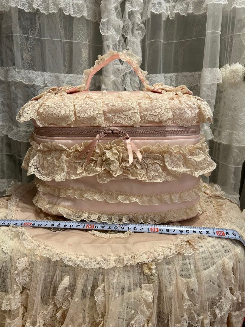 さえらamifie レースポーチ ピンクフリフリ可愛い大●横30×28持ち手入れ さえらamifie レースポーチ ピンクフリフリ可愛い大○横30×28持ち手入れ