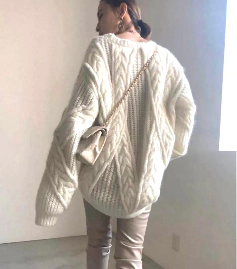 AMERI BACK CABLE KNIT バックケーブルニット ホワイト