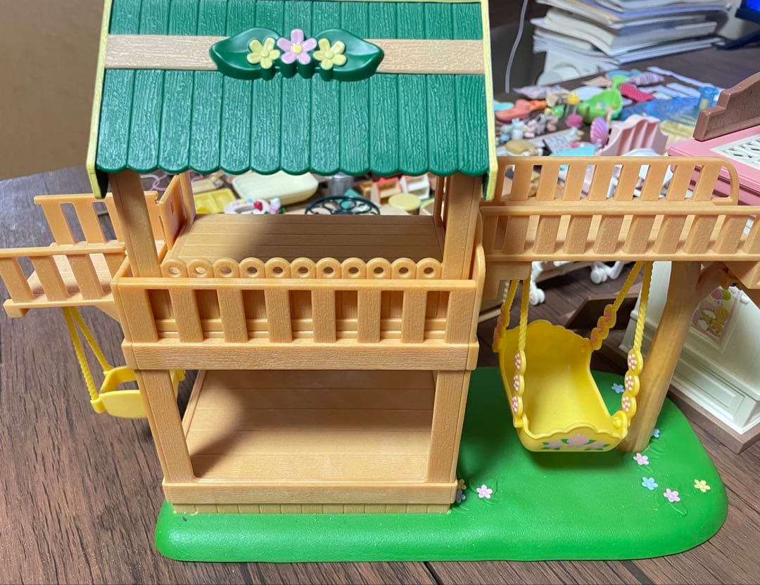 シルバニア ぶどうの森のおうち 家具・小物まとめ売り約300個 - メルカリ