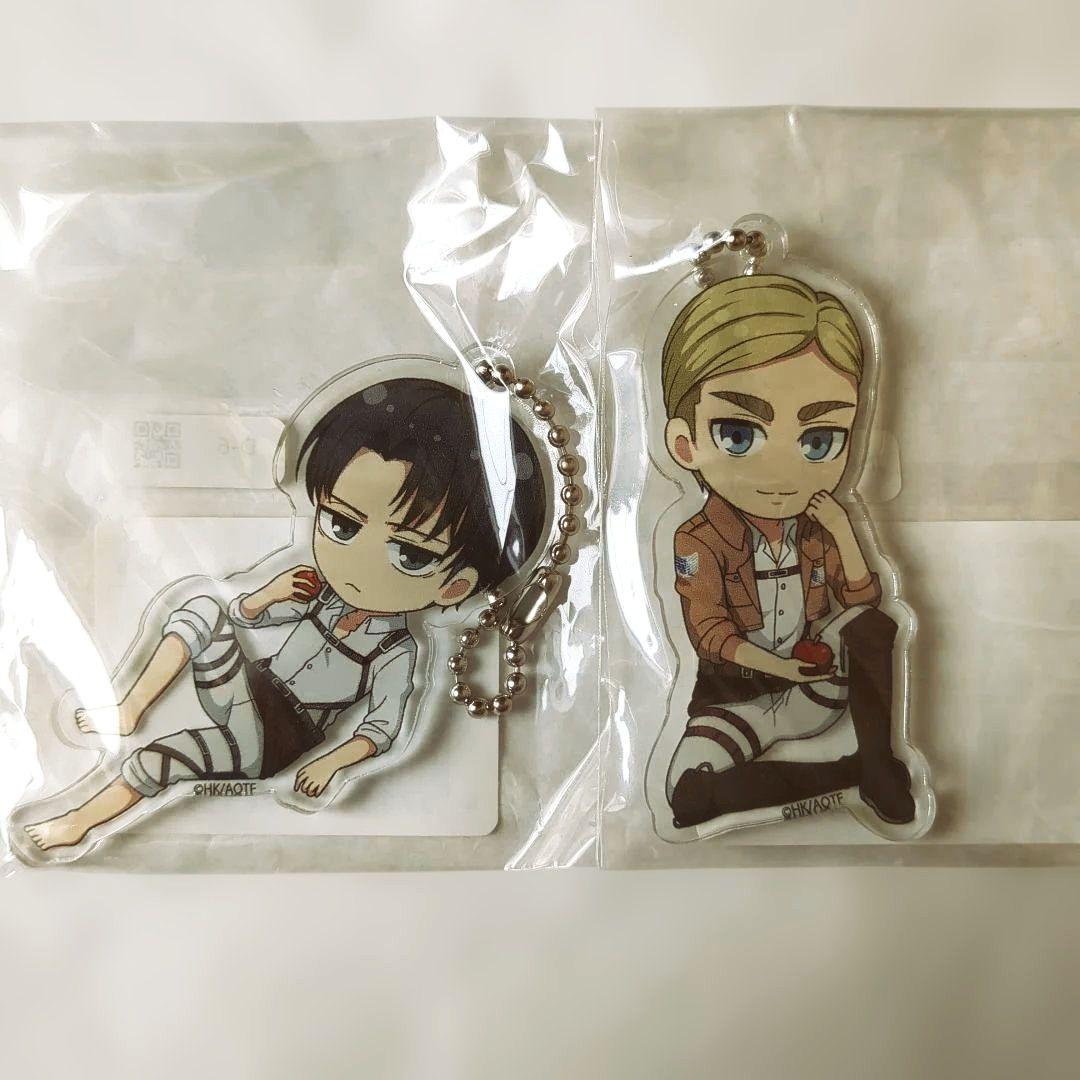 進撃の巨人 リヴァイ・エルヴィン アクリルキーホルダーセット - メルカリ