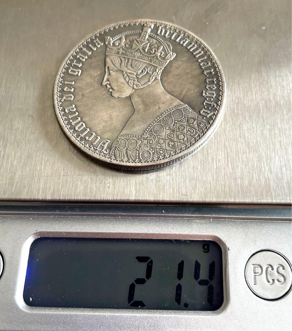 イギリス ヴィクトリア女王 ゴシッククラウン風 大型コイン 古銭 z34