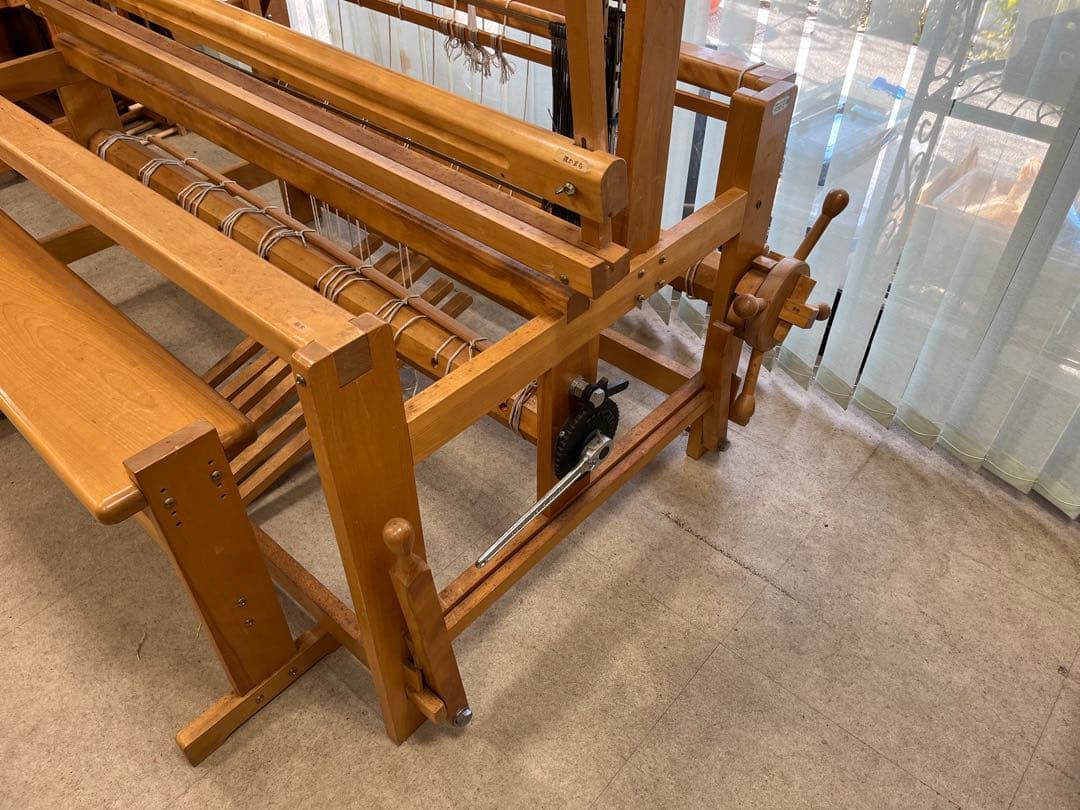 機織り機 東京手織機 120㎝幅 筬3枚 整経台糸通し 手織り機 - メルカリ