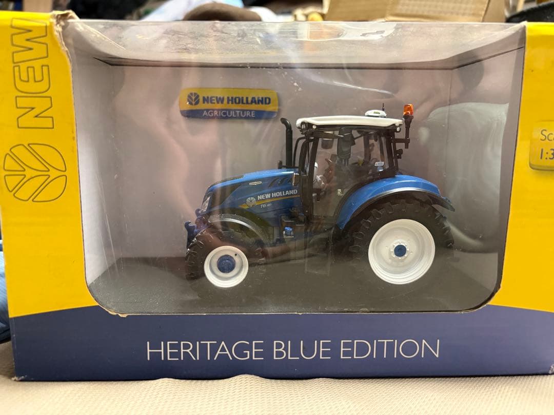 自動車 New Holland Heritage Blue Edition 1/32
