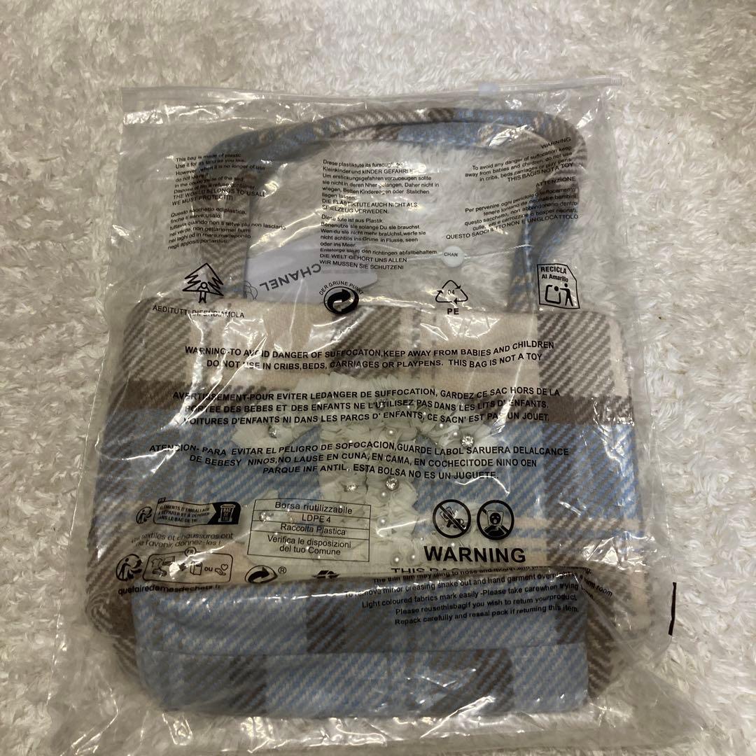 CHANEL チェック柄トートバッグ シフォン 水色 - メルカリ