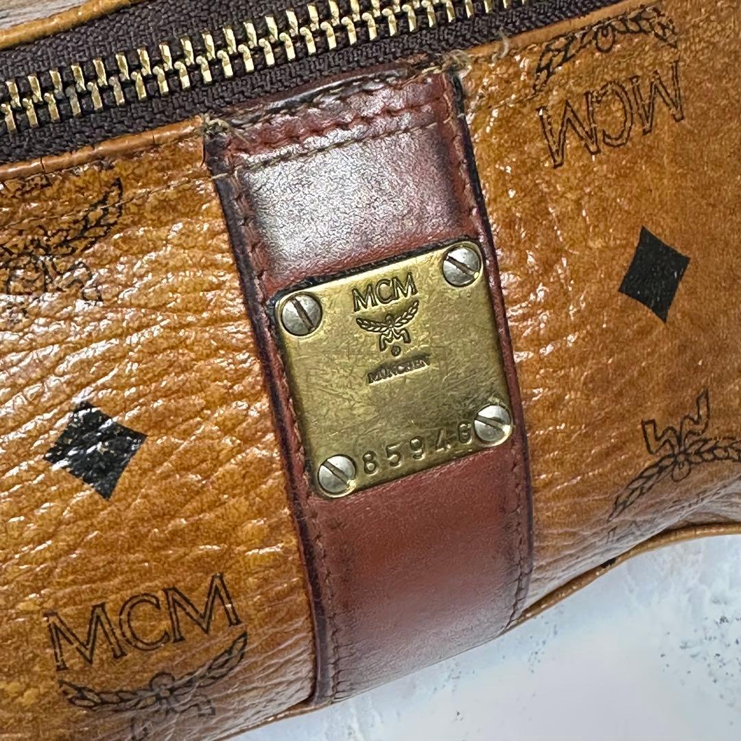 希少 大人気 MCM ヴィセトス レザー ウエストポーチ ボディバッグ ロゴ