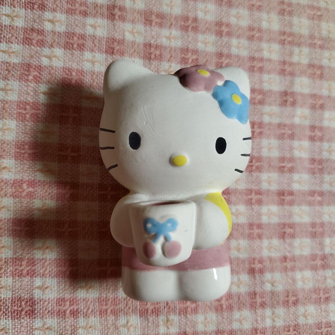 平成レトロ サンリオ ハローキティ素焼きの置物 アロマポット - メルカリ