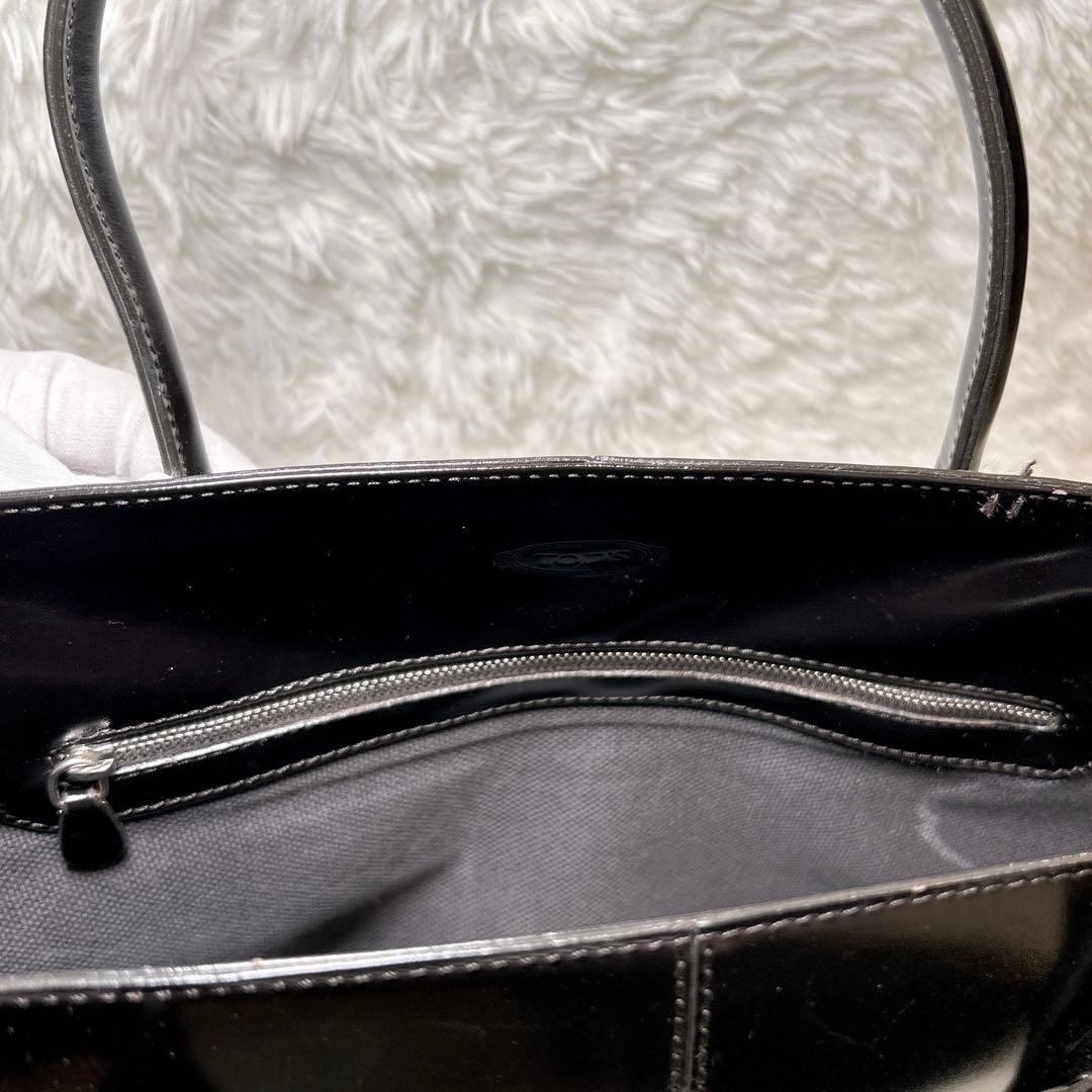 トッズ TOD'S レザー トートバッグ ブラックA4可 ユニセックス ビジネス