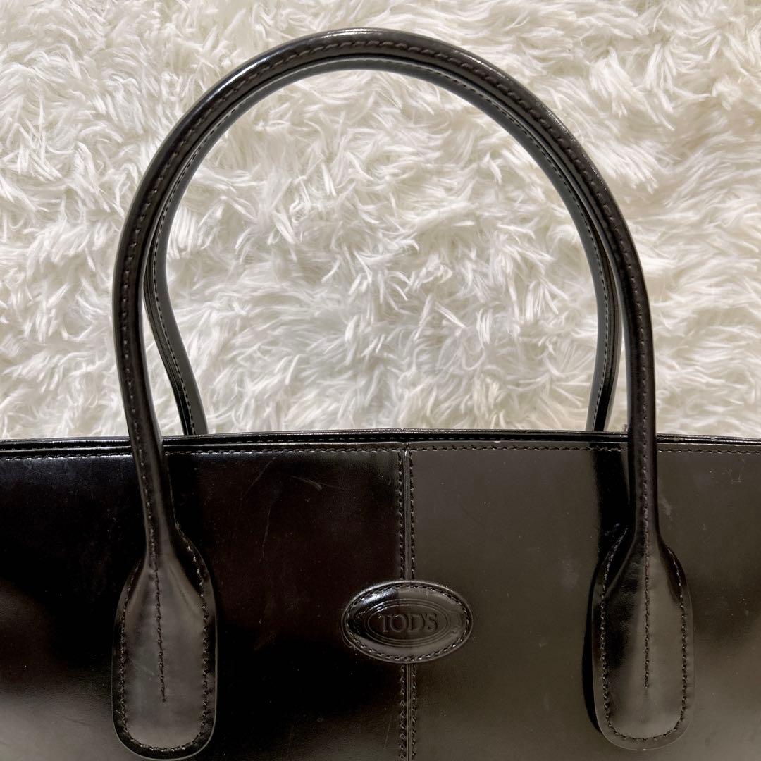 トッズ TOD'S レザー トートバッグ ブラックA4可 ユニセックス ビジネス