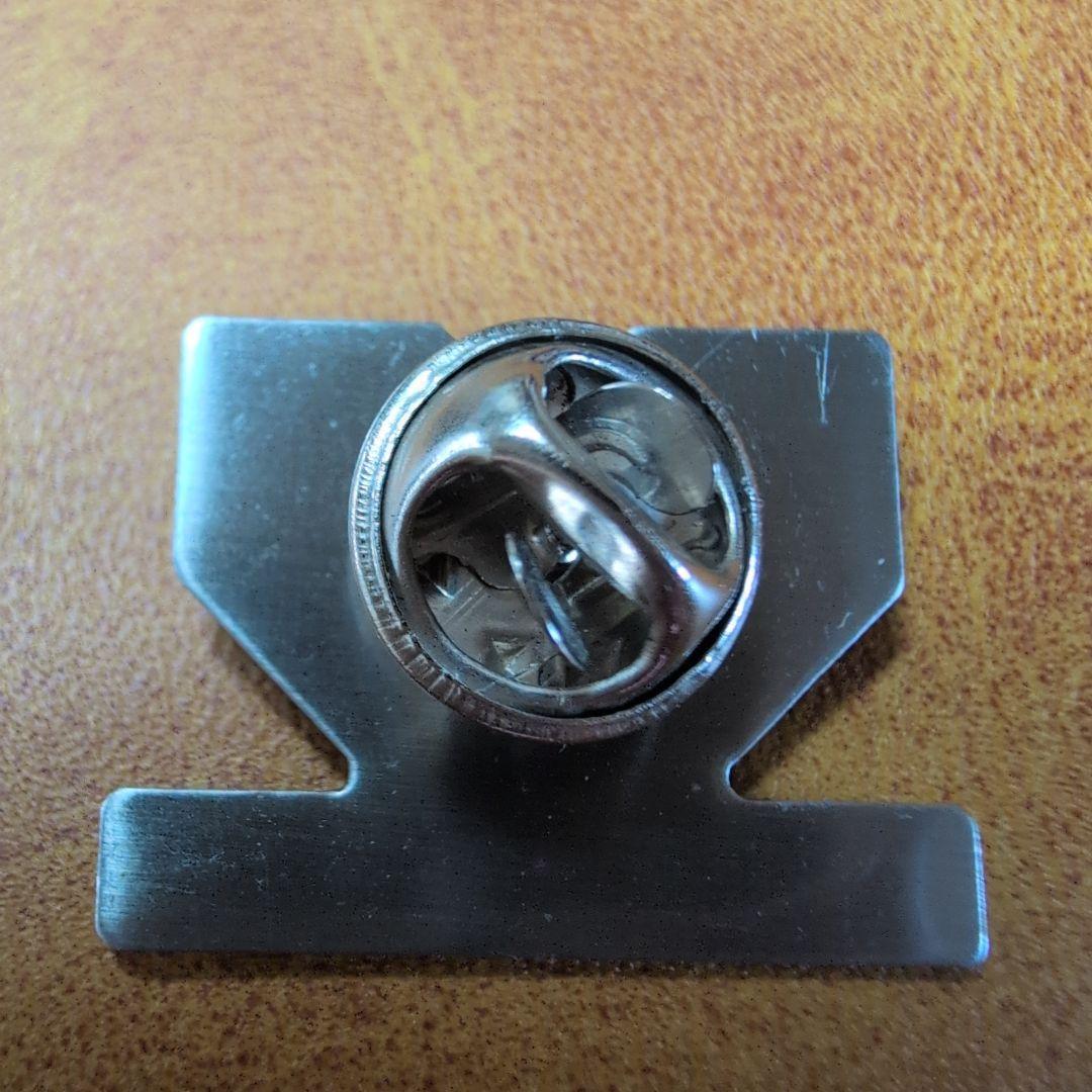 ルクセンブルクパビリオン 公式ピンバッジ - メルカリ