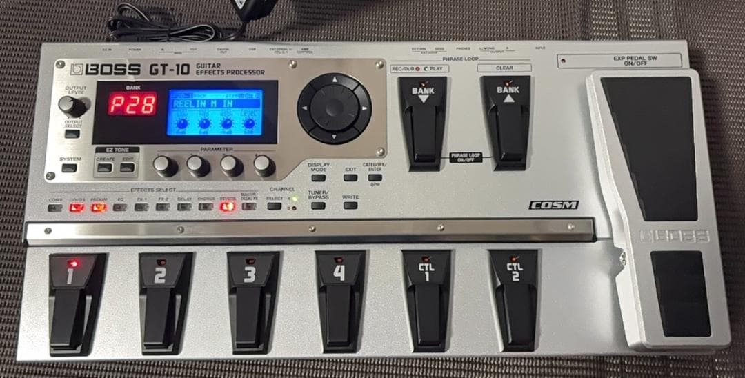 【美品】BOSS GT-10 マルチエフェクター　付属品完備